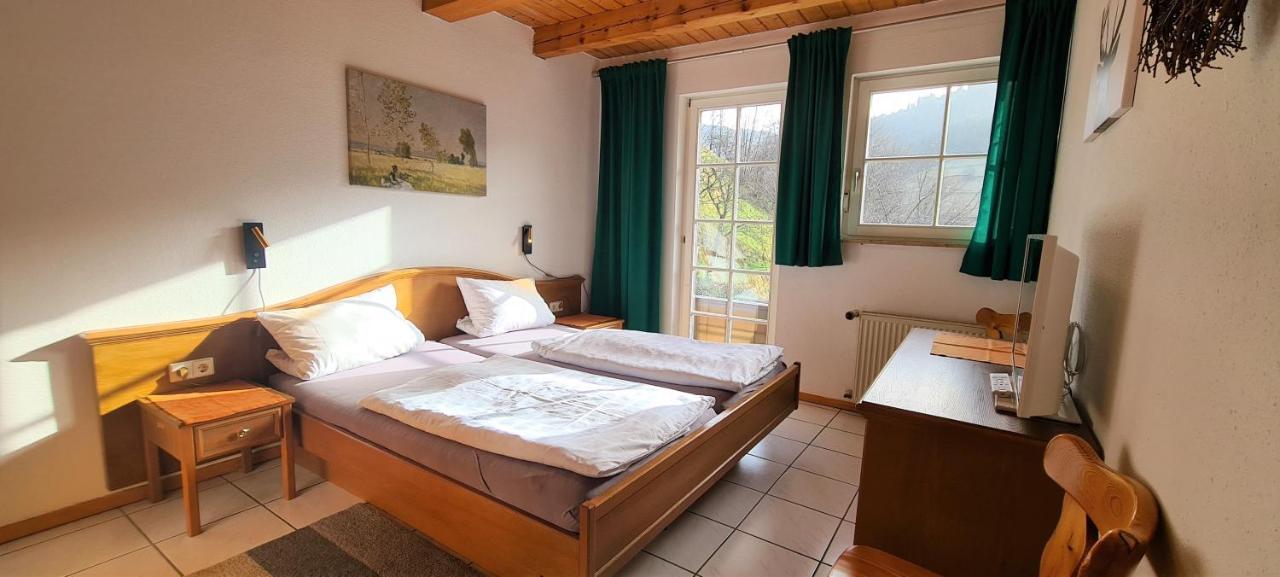Aparthotel Ehrenmaettlehof Faisst à Bad Peterstal-Griesbach Extérieur photo